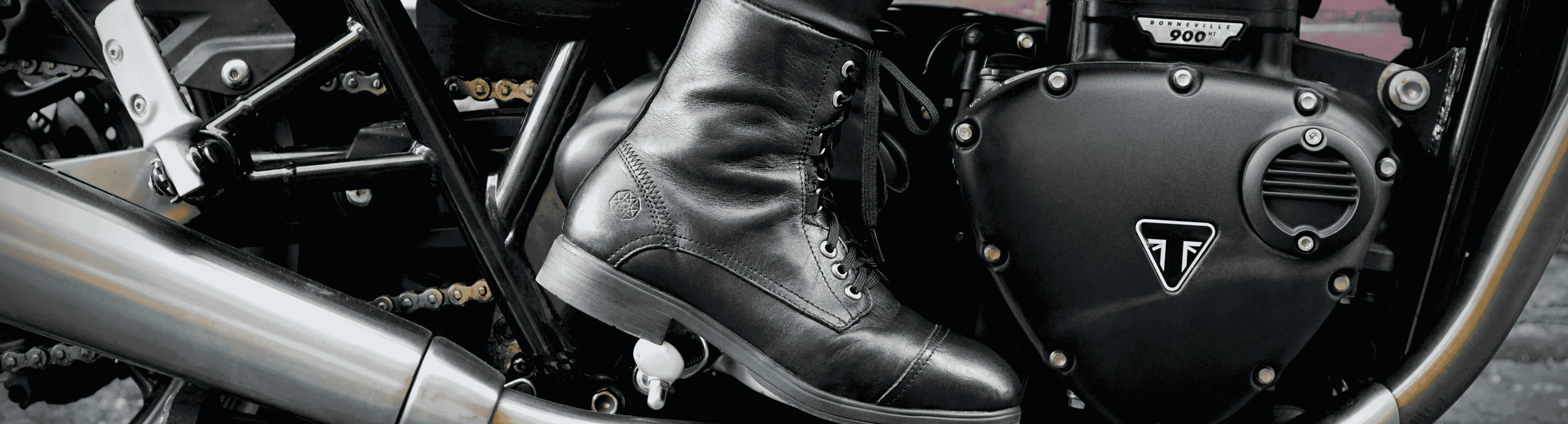 Moto Women's Boots