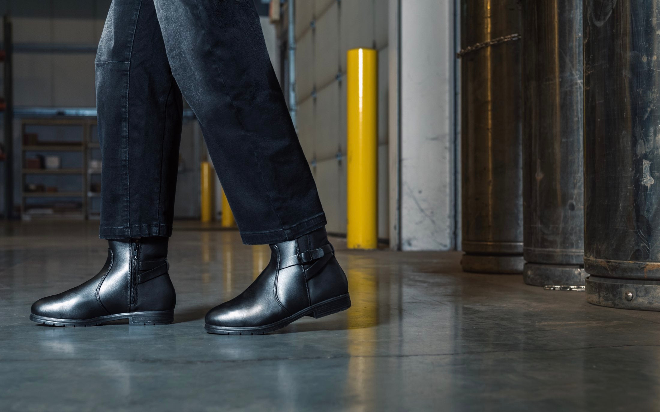 Fusion Metatarsal Mt Met Guard Electrical Hazard EH Rated Certified Steel Toe Safety Boots for Women Full-Grain and Matte Nubuck Midnight Black Leather Features Benefits