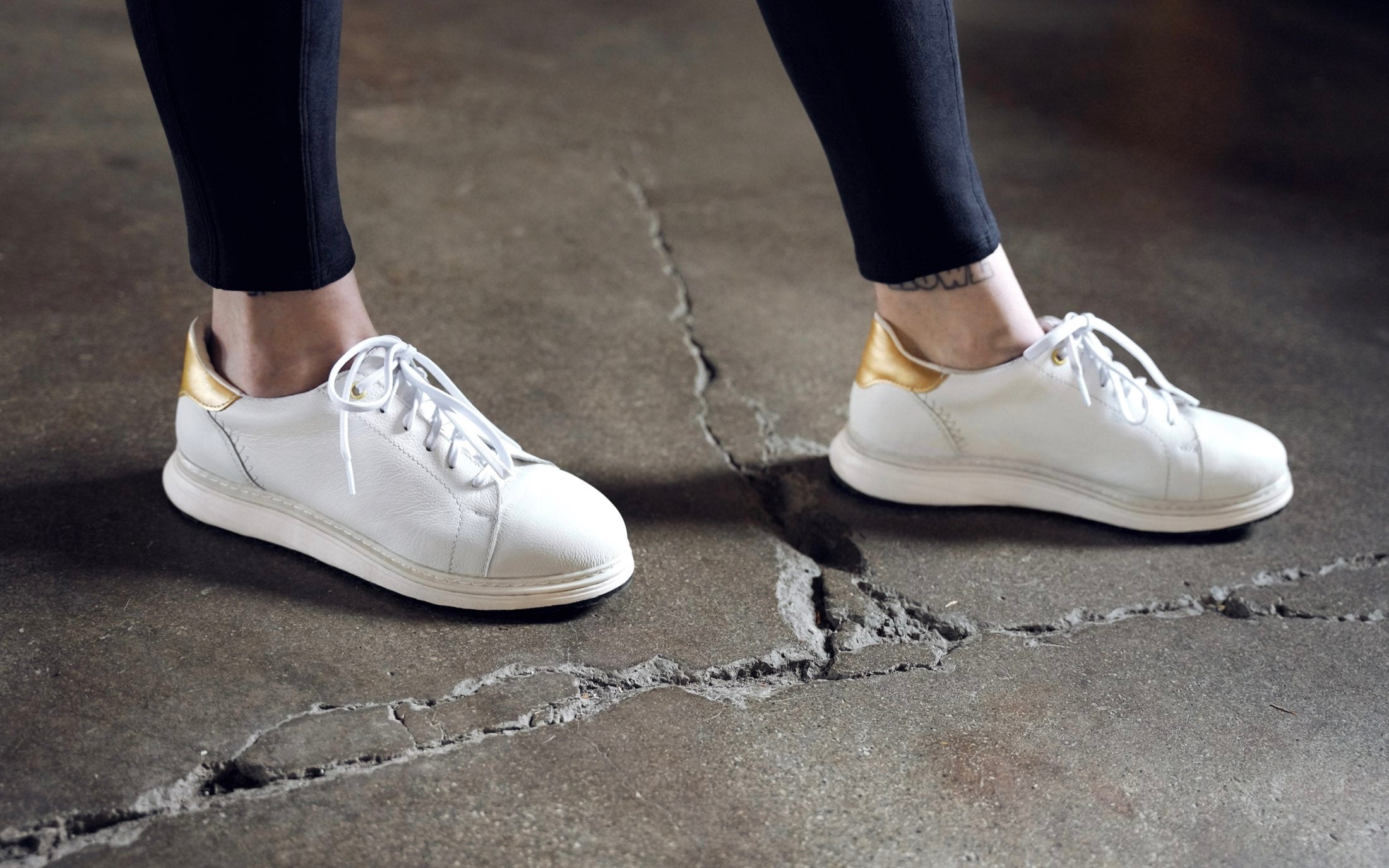 Women's Premium Leather Steel-Toe Shoe for Women by Xena Workwear in White Gold Full-Grain Leather – Rogue Steel