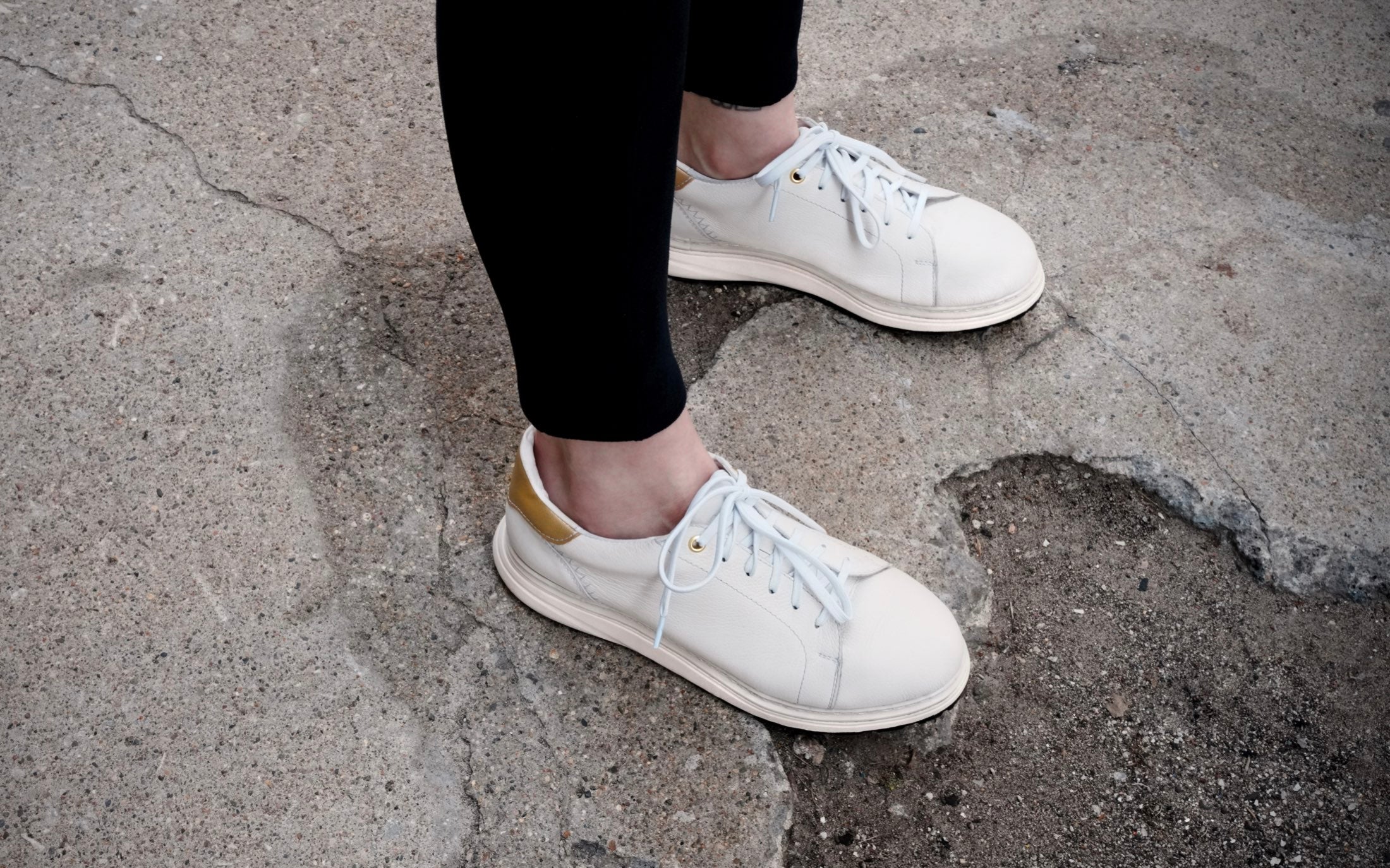 Women's Premium Leather Steel-Toe Shoe for Women by Xena Workwear in White Gold Full-Grain Leather – Rogue Steel