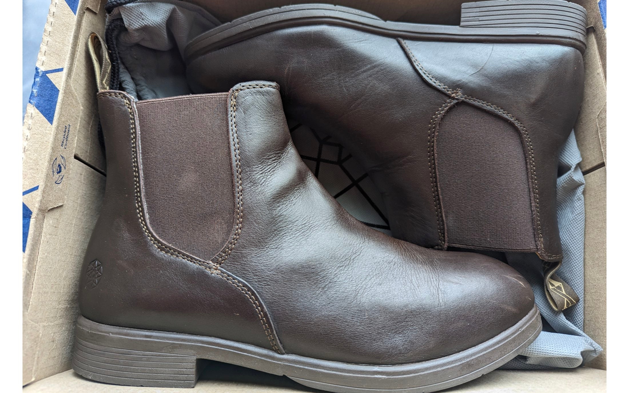 Weathered Valence SD Rated Steel-Toe Safety Boot for Women in Chestnut Brown Full-Grain Leather by Xena Workwear