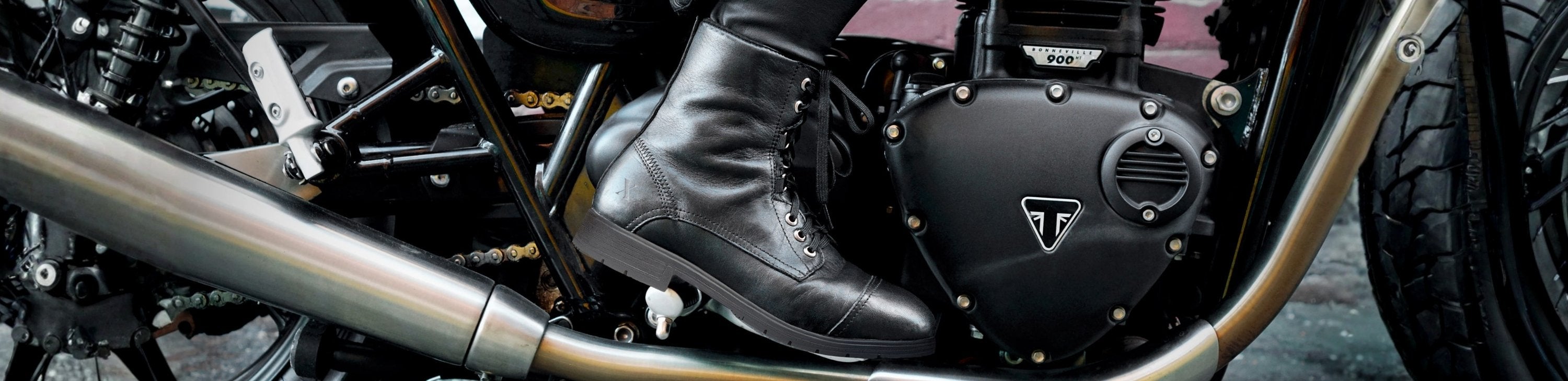 Moto Women's Boots