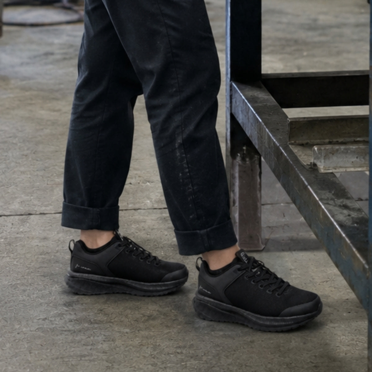 Astra Lite (Comp -or- Soft Toe) lifestyle photo