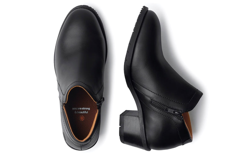 Gravity Women's Steel-Toe Safety Shoe in Vegan Blackout Leather